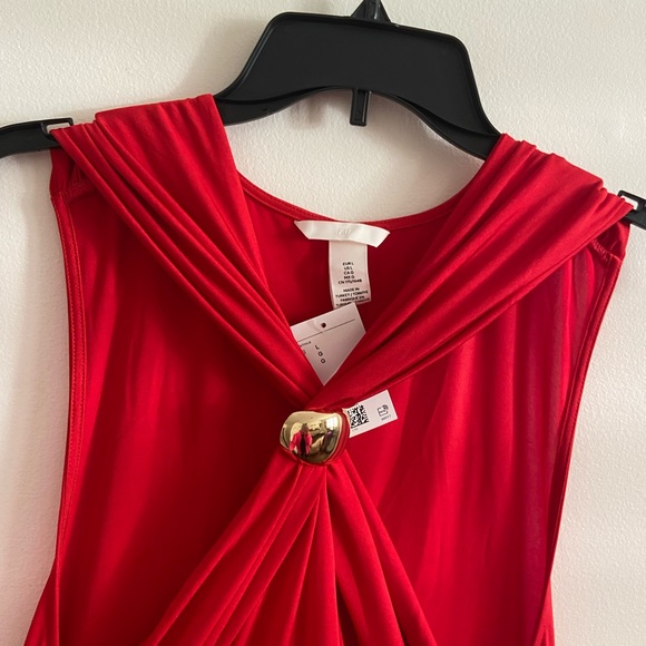 NWT Elegant Red Halter Dress with Gold Detailing - Luxury Occassion Maxi Dress - Picture 2 of 10